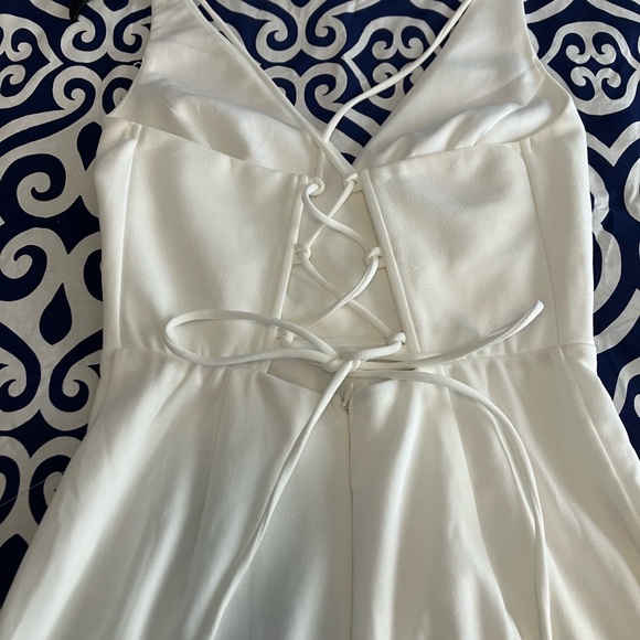 White formal dress - Picture 4 of 4